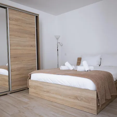 Appartement Elegant With Open Views *